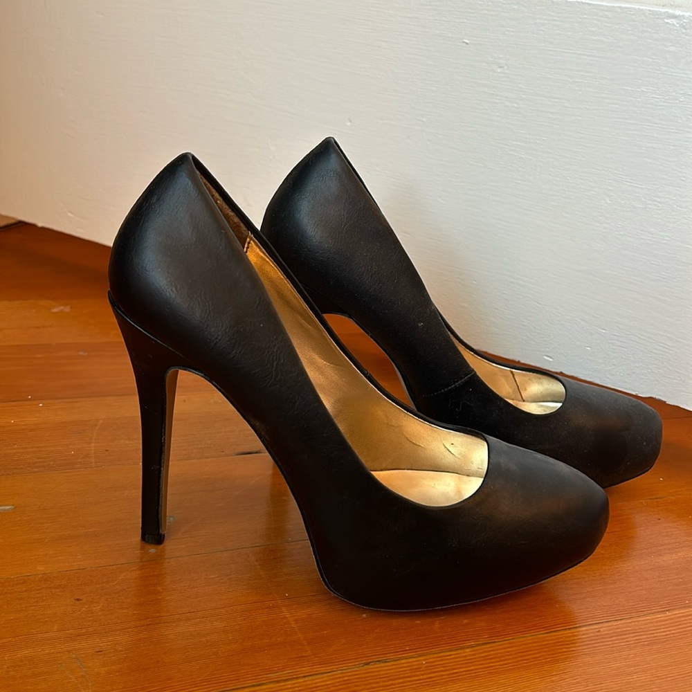 Black heels
